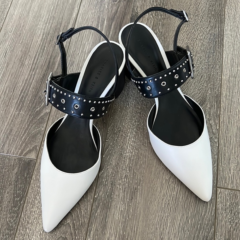 New Charles &Keith Block Heel sandal, Adjustable slingback strap, size US 8.